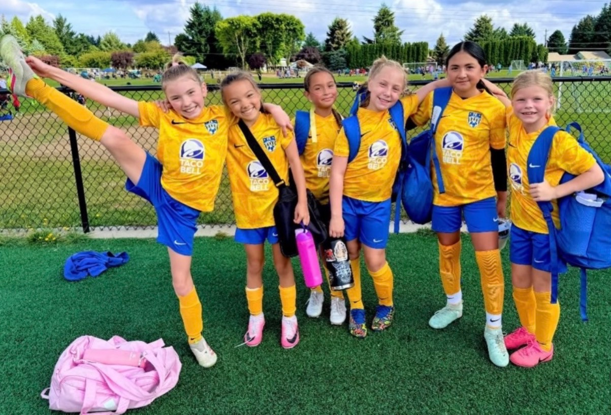 FC Salmon Creek recreational youth soccer players